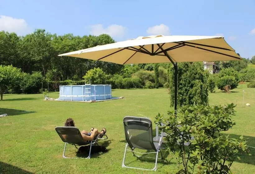 Aamiaismajoitus (B&B) A Cjase Di Sandra