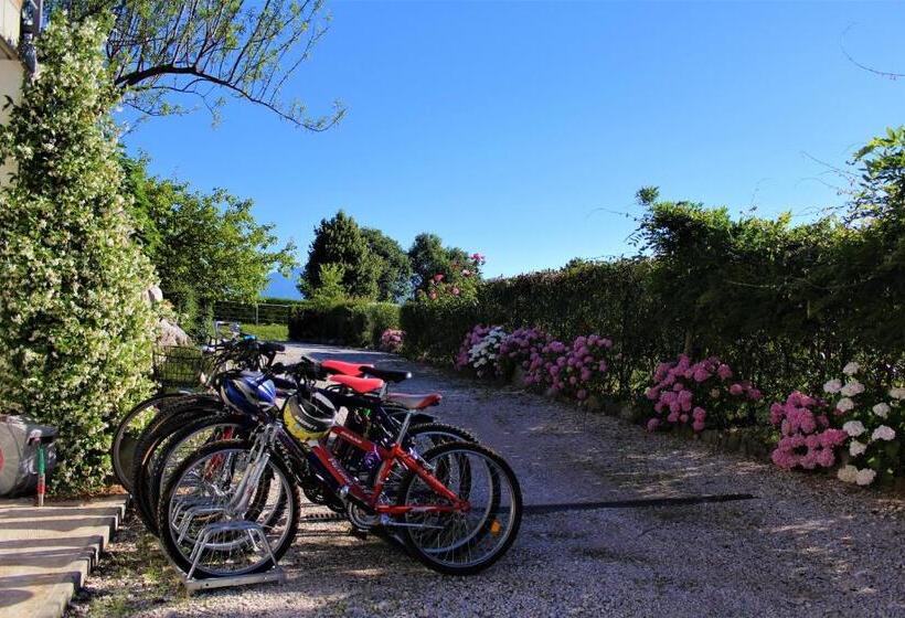 Nocleg ze śniadaniem A Cjase Di Sandra