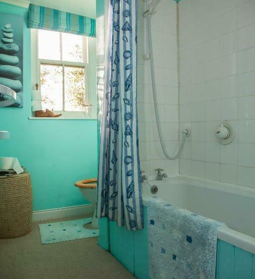 Bed and Breakfast Buckthorns House