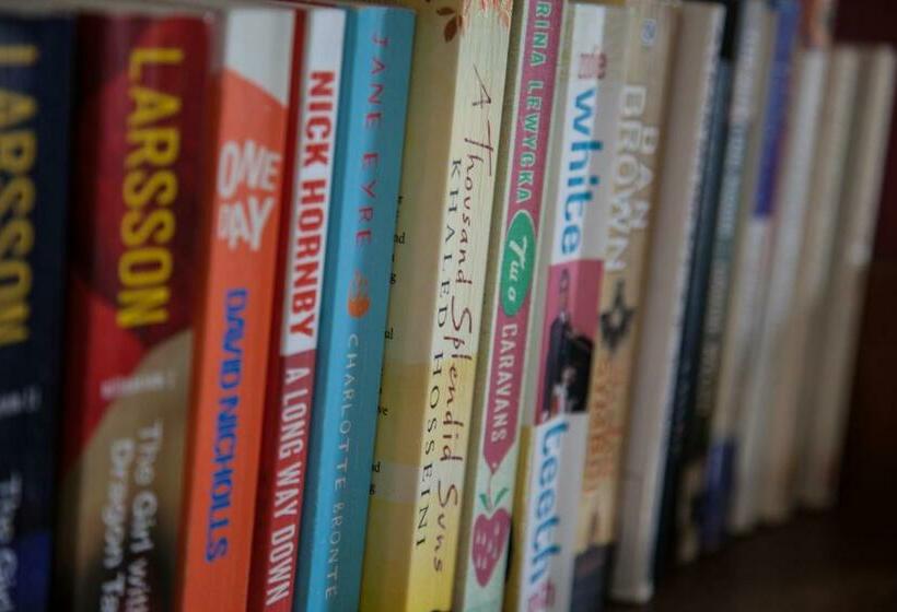 Bed and Breakfast Buckthorns House