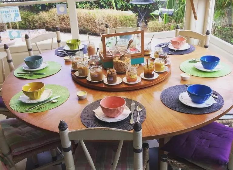 تختخواب و صبحانه Case Nyala