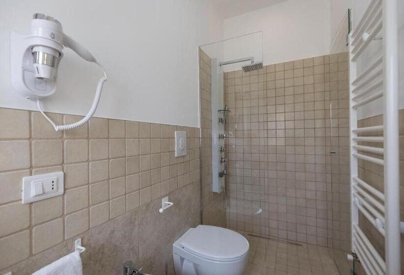 צימר Dimora San Quirico   Rooms & Food