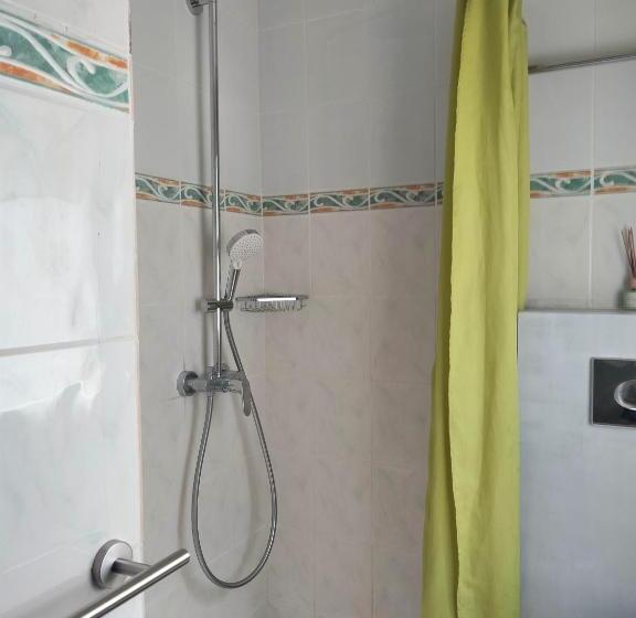 住宿加早餐 La Pinède Du Lac