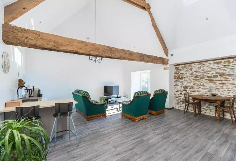 Aamiaismajoitus (B&B) Les Colombes De La Baie Du Mont Saint Michel