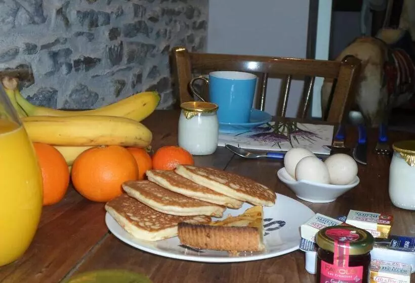 Aamiaismajoitus (B&B) Les Colombes De La Baie Du Mont Saint Michel