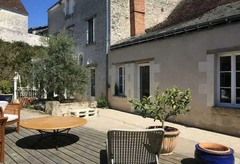 Aamiaismajoitus (B&B) Suite Luzilloise