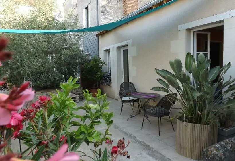 Aamiaismajoitus (B&B) Suite Luzilloise