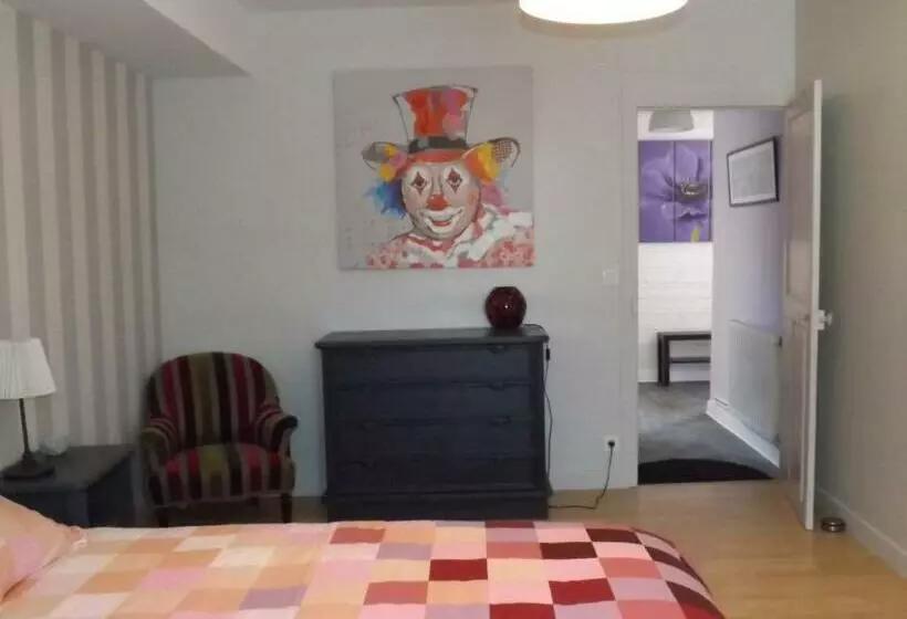 Aamiaismajoitus (B&B) Suite Luzilloise