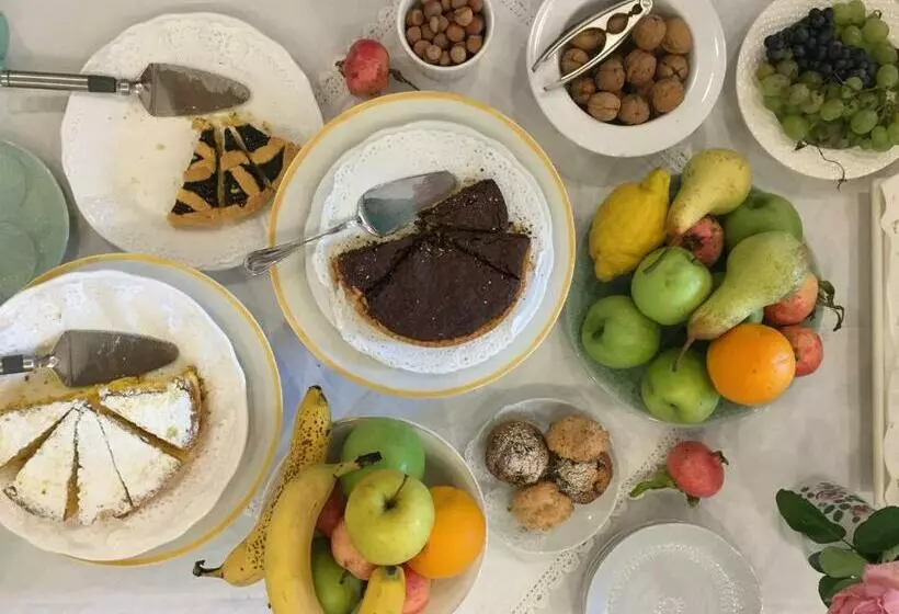 Aamiaismajoitus (B&B) Villa Pacchioni