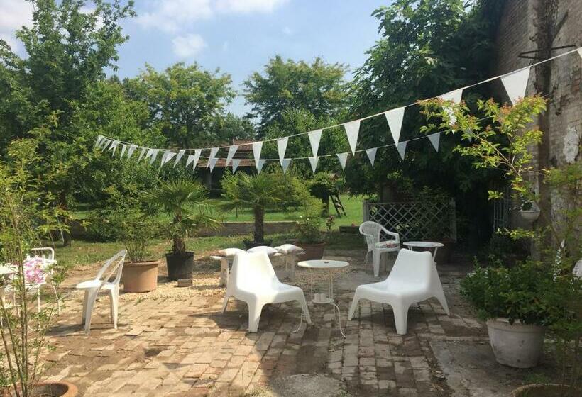 צימר Villa Pacchioni