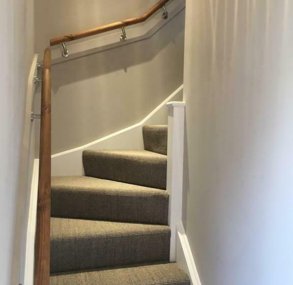 Cliff Farmhouse B&b Suites