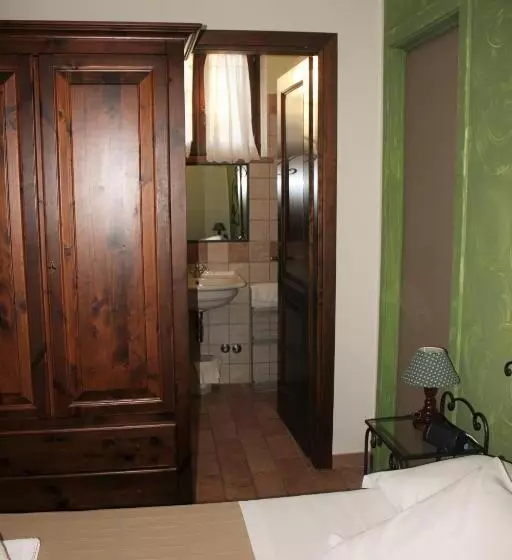 Hotelli Bio Agriturismo Montemenardo Apartments