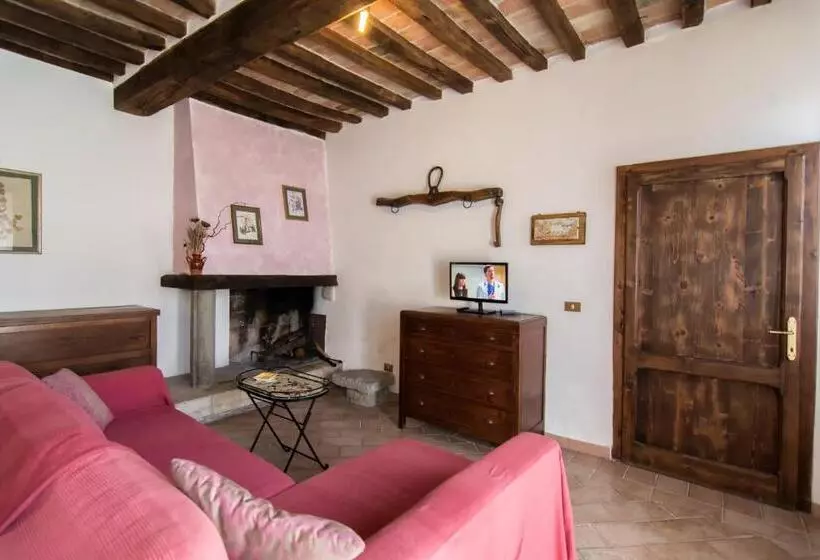 Hotelli Bio Agriturismo Montemenardo Apartments