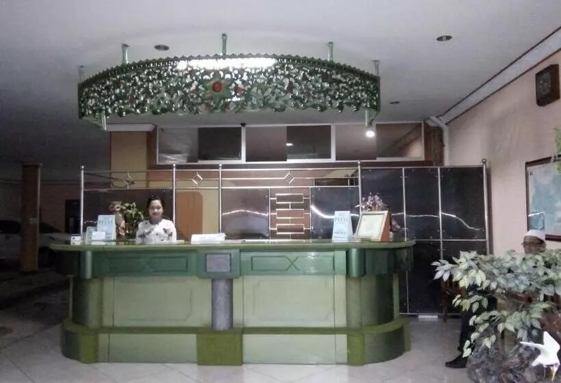 Otel New Merdeka