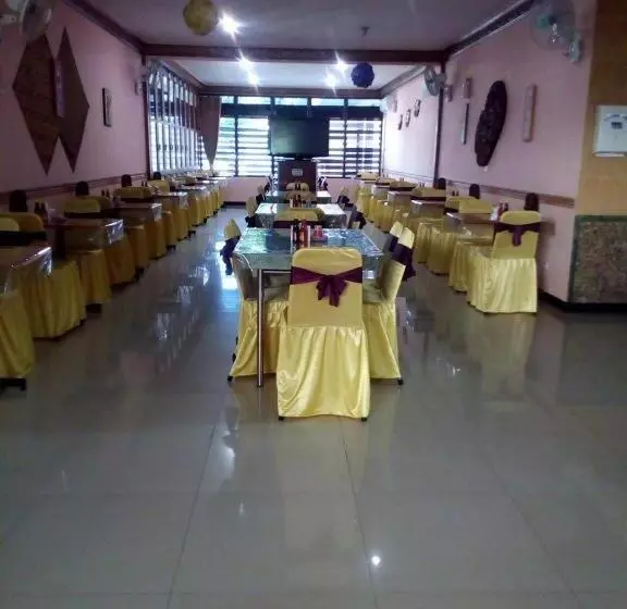 Otel New Merdeka