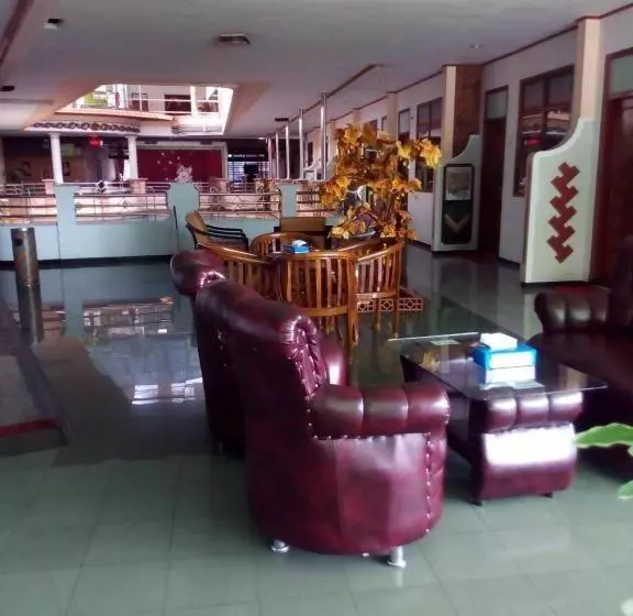 Otel New Merdeka