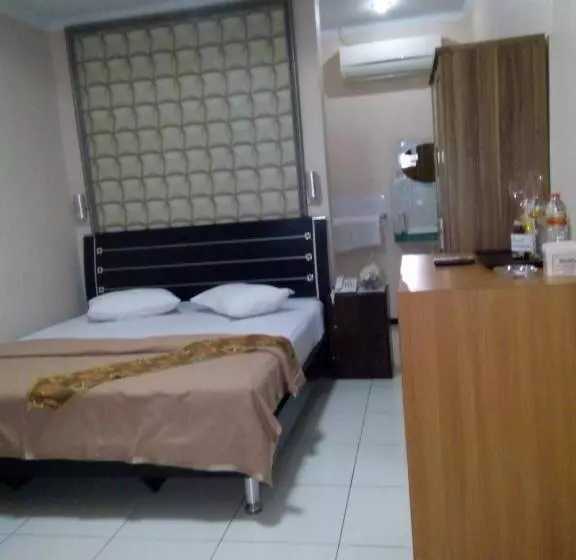 Otel New Merdeka