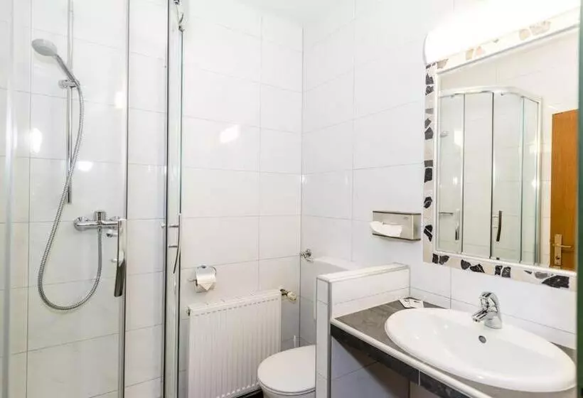 Landpension Birker   Self Check In