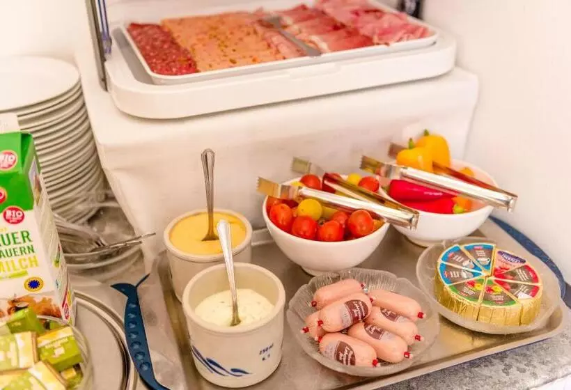 Landpension Birker   Self Check In