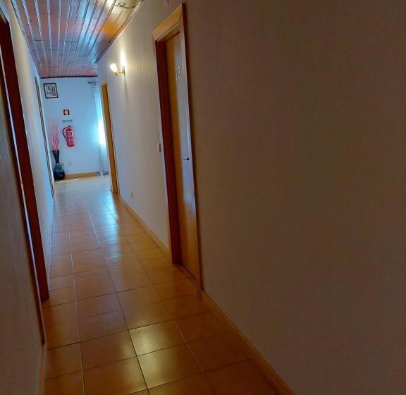 پانسیون Alojamento Local Lindo Verde