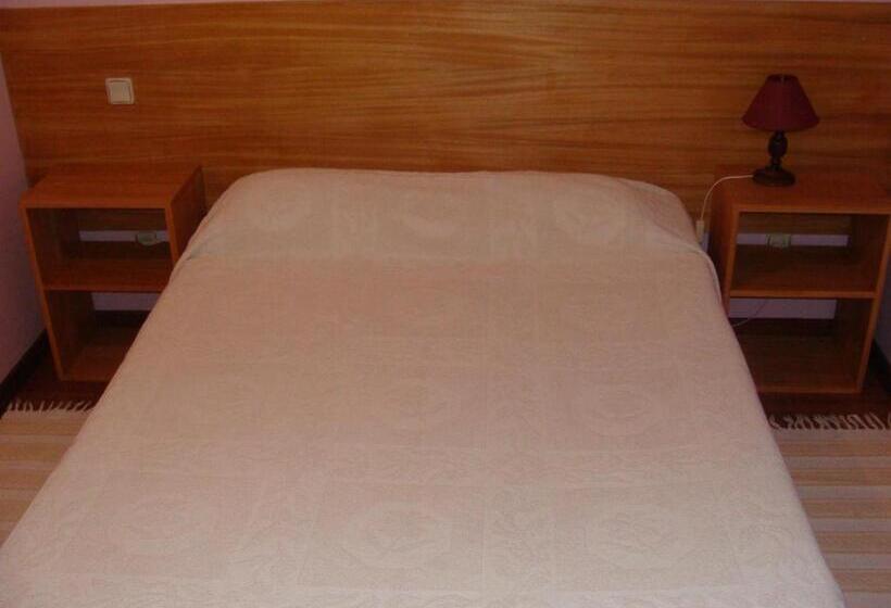 پانسیون Alojamento Local Lindo Verde