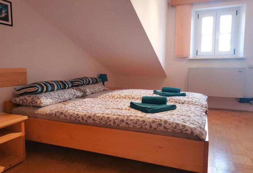 پانسیون Apartments Prima Z