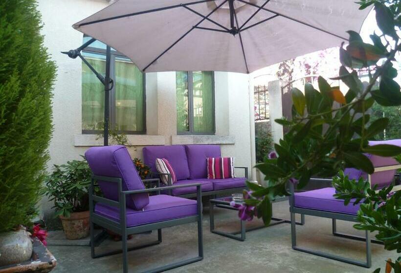 مبيت وإفطار La Pergola