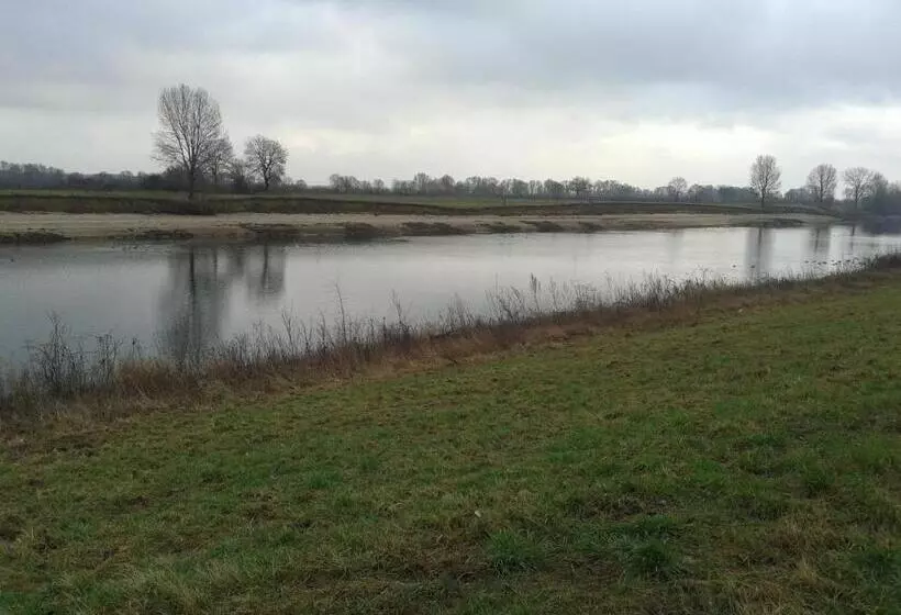 ベッドアンドブレックファースト Langs De Maas