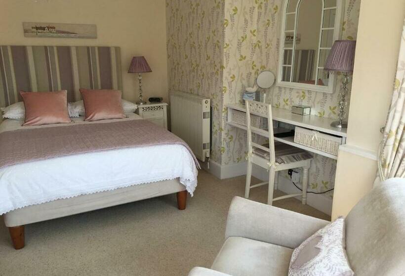 Fring House Bed And Breakfast