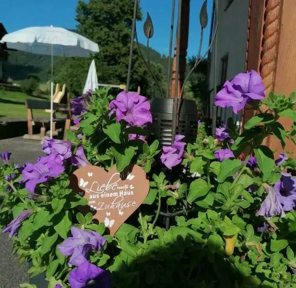 ペンション Lasserhof