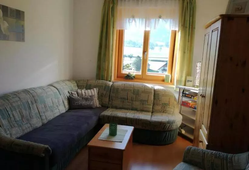 ペンション Lasserhof