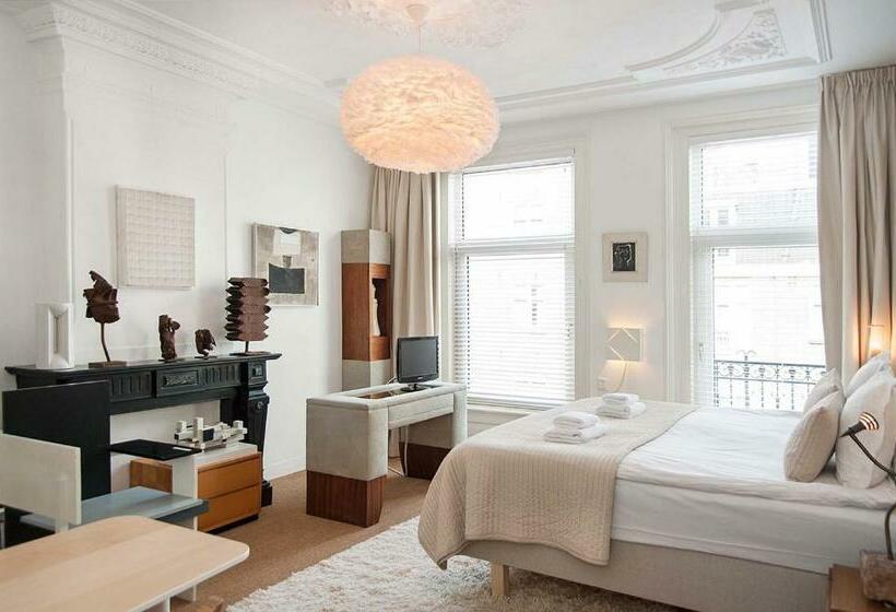 ペンション The Market Retreat