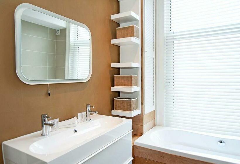 ペンション The Market Retreat