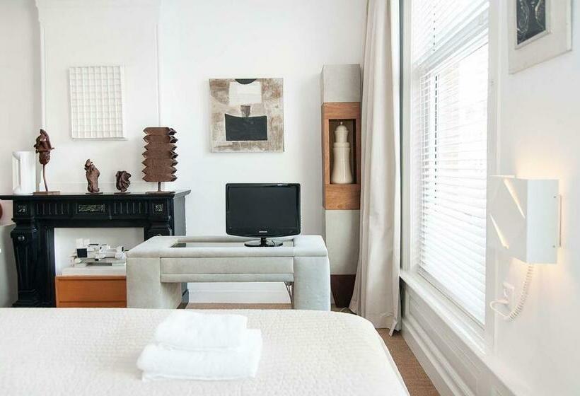 ペンション The Market Retreat