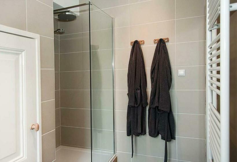 ペンション The Market Retreat