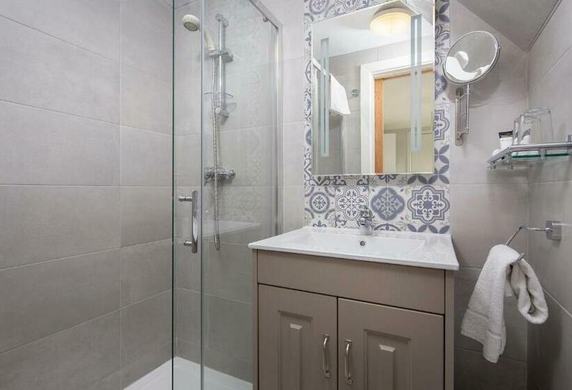 Summerfield Lodge B&b