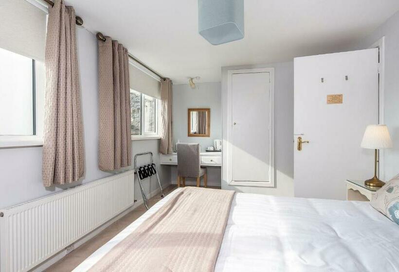 Summerfield Lodge B&b