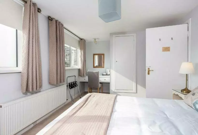 Summerfield Lodge B&b