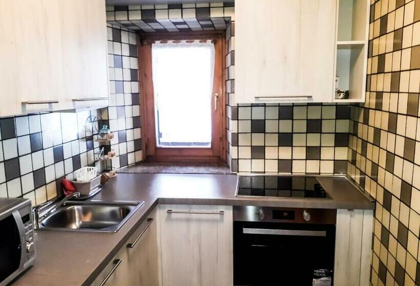 住宿加早餐  Beb Sas Da Rocia