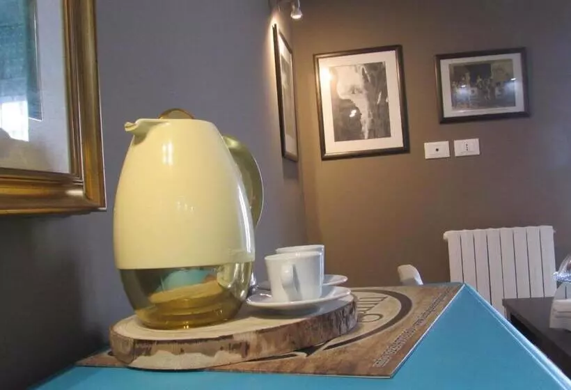 Aamiaismajoitus (B&B) Il Rifugio Dei Briganti