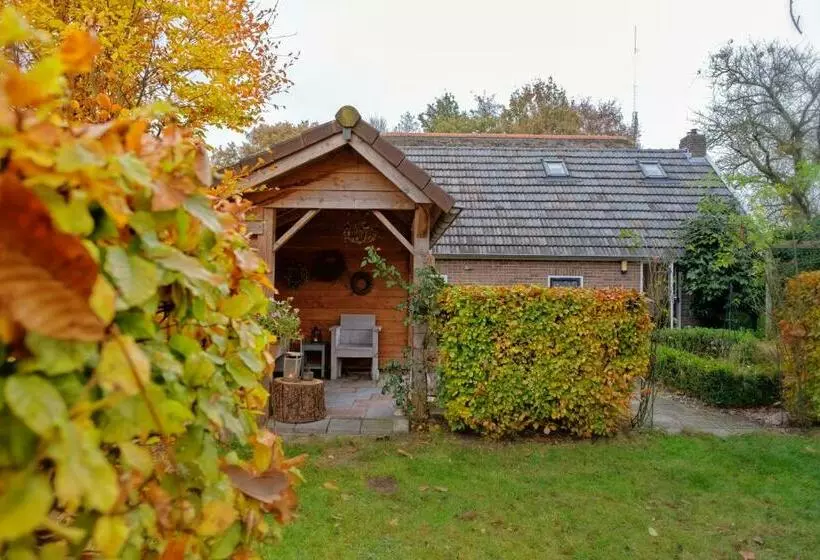 Aamiaismajoitus (B&B) Oes Tilber