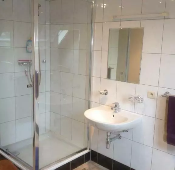 Aamiaismajoitus (B&B) Varlet Farm