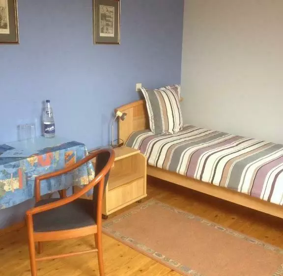 Aamiaismajoitus (B&B) Varlet Farm