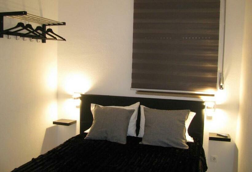 پانسیون Galega Guest House