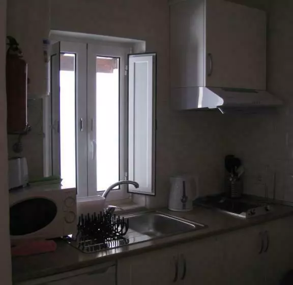 ペンション Galega Guest House