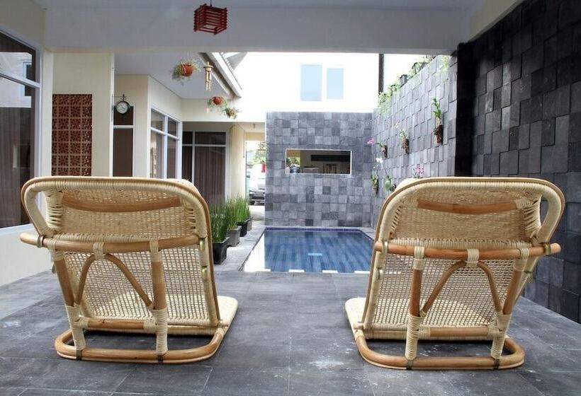 펜션 Green Leaf Guest House By Sinergi