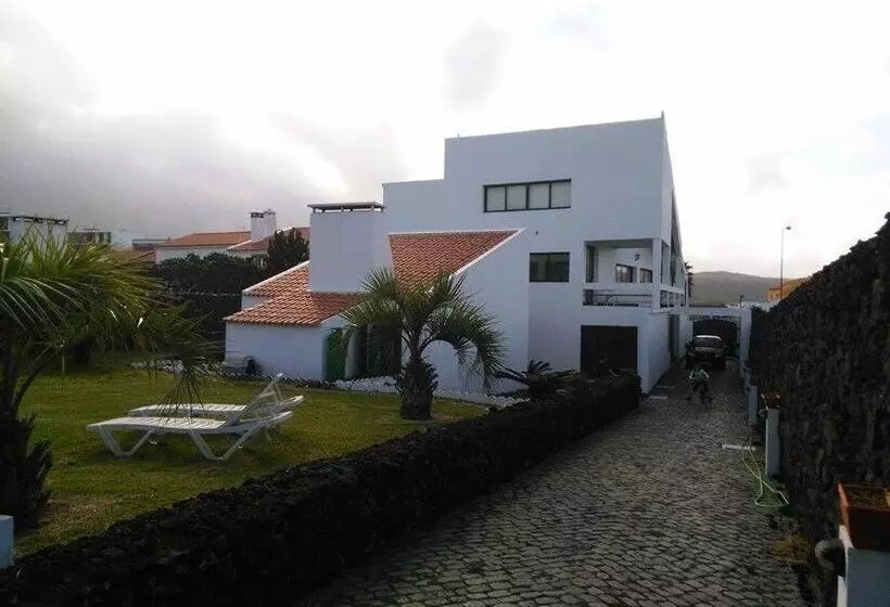 Majatalo Surf & Guest Lorena´s House