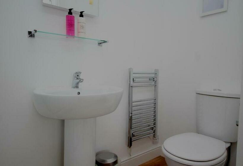 펜션 The Waters Edge