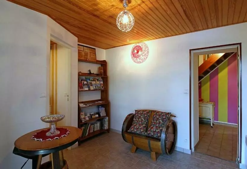 Aamiaismajoitus (B&B) La Halte De Segondignac