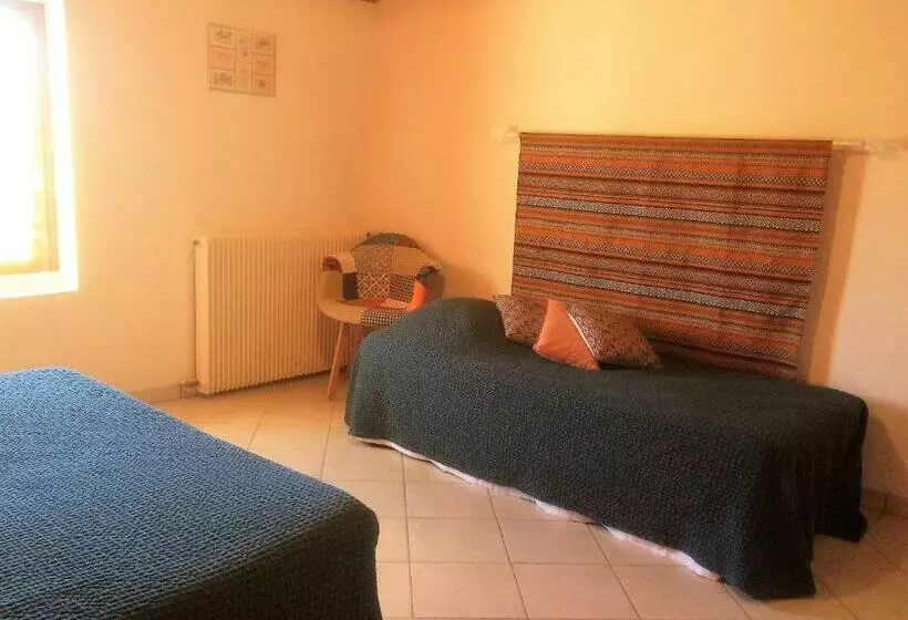 Aamiaismajoitus (B&B) La Halte De Segondignac